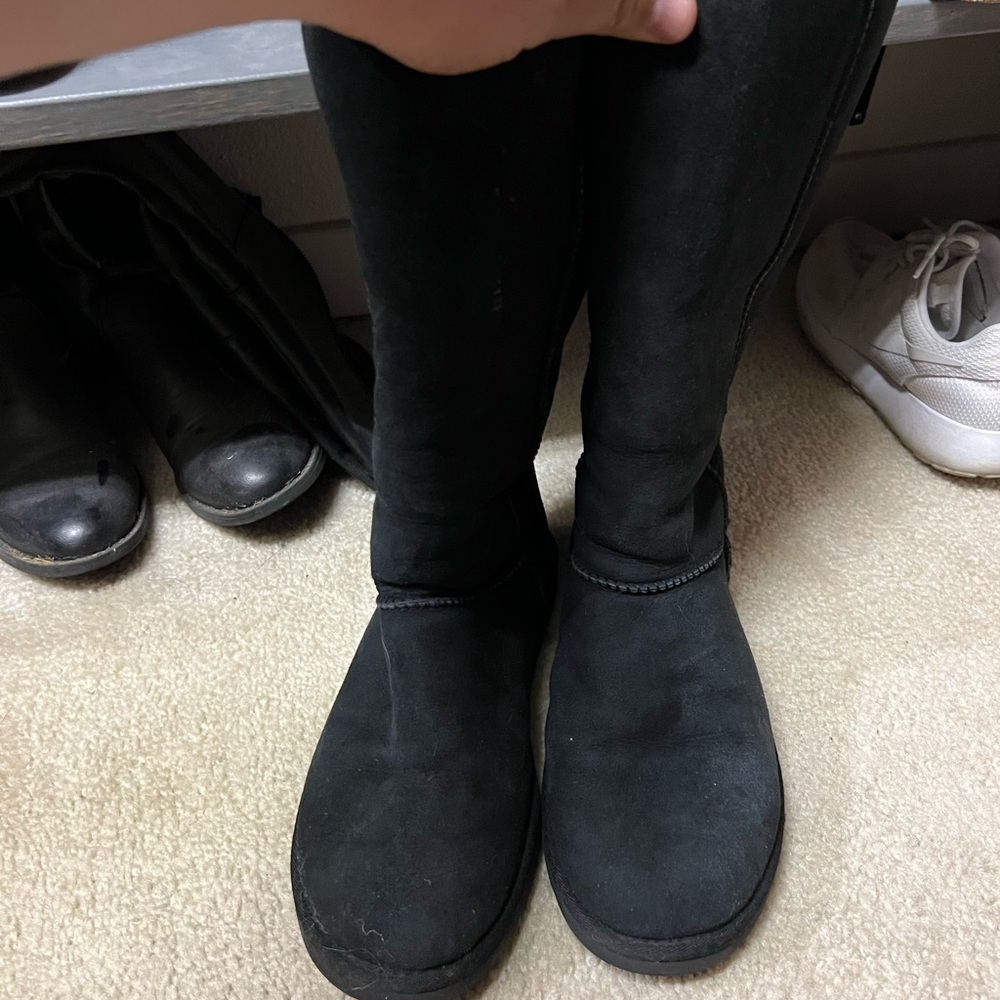 Never really could wear them due to having larger calf’s.